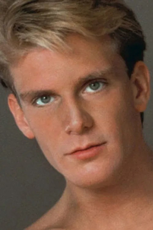 Rex Chandler (Paul Dennis Fow)